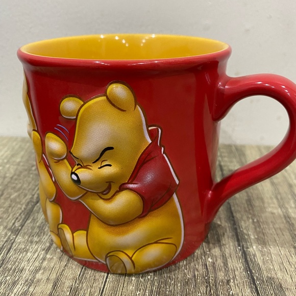 Disney Store Winnie the Pooh 3D Coffee Mug Large Raised Images 22 OZ - Picture 4 of 6